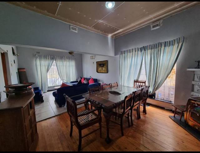 3 BEDROOM HOUSE FOR SALE IN NEWLANDS